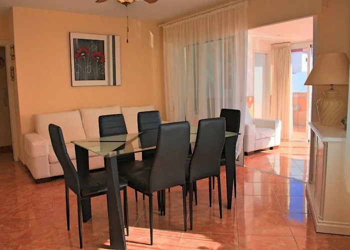 Palmeras Del Sur 1s Apartment *